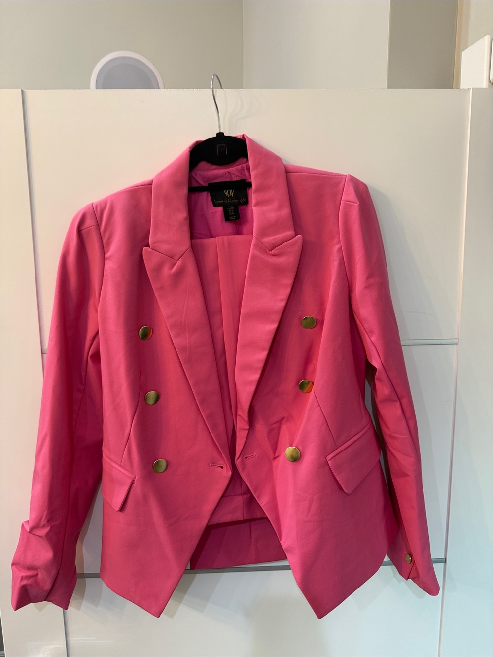 House of Harlow 1960 Hot Pink Double-Breasted Blazer and pants